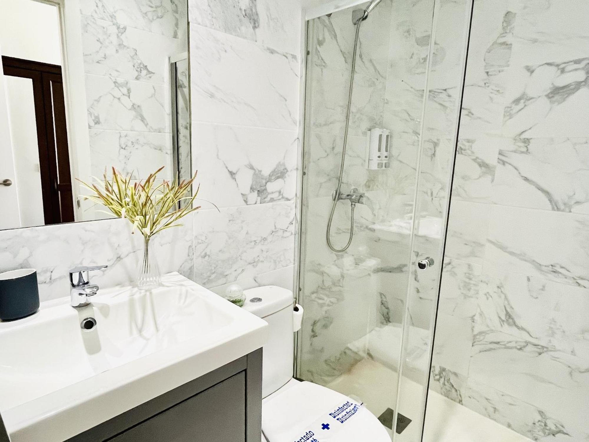 Dplace To Be - Luxury Apartment In Historic Center Madrid Bilik gambar