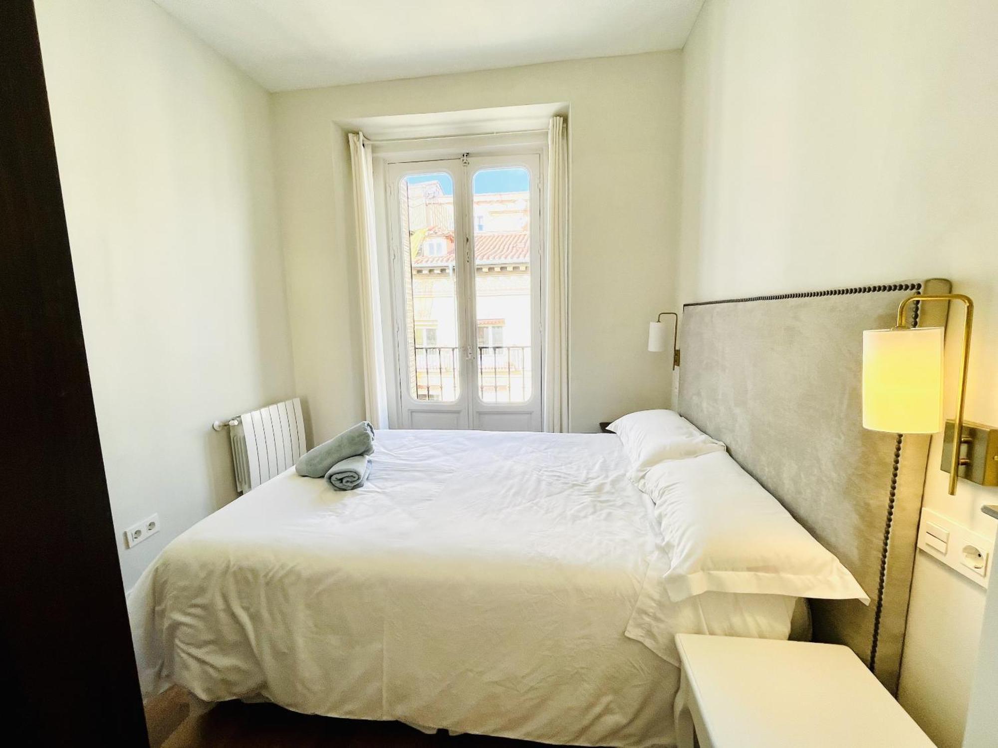 Dplace To Be - Luxury Apartment In Historic Center Madrid Bilik gambar