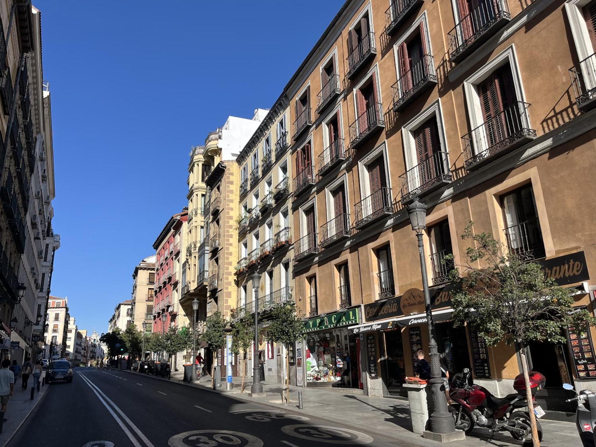 Dplace To Be - Luxury Apartment In Historic Center Madrid Luaran gambar