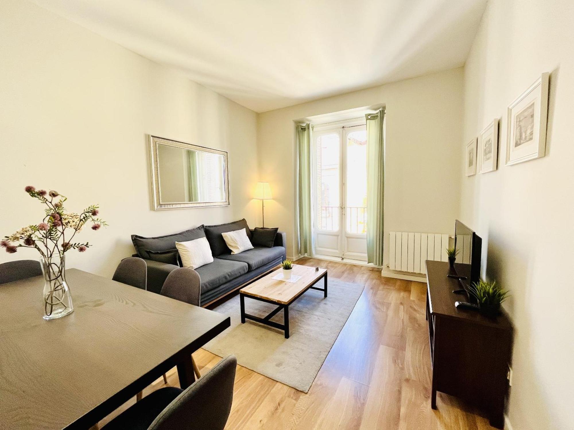 Dplace To Be - Luxury Apartment In Historic Center Madrid Bilik gambar