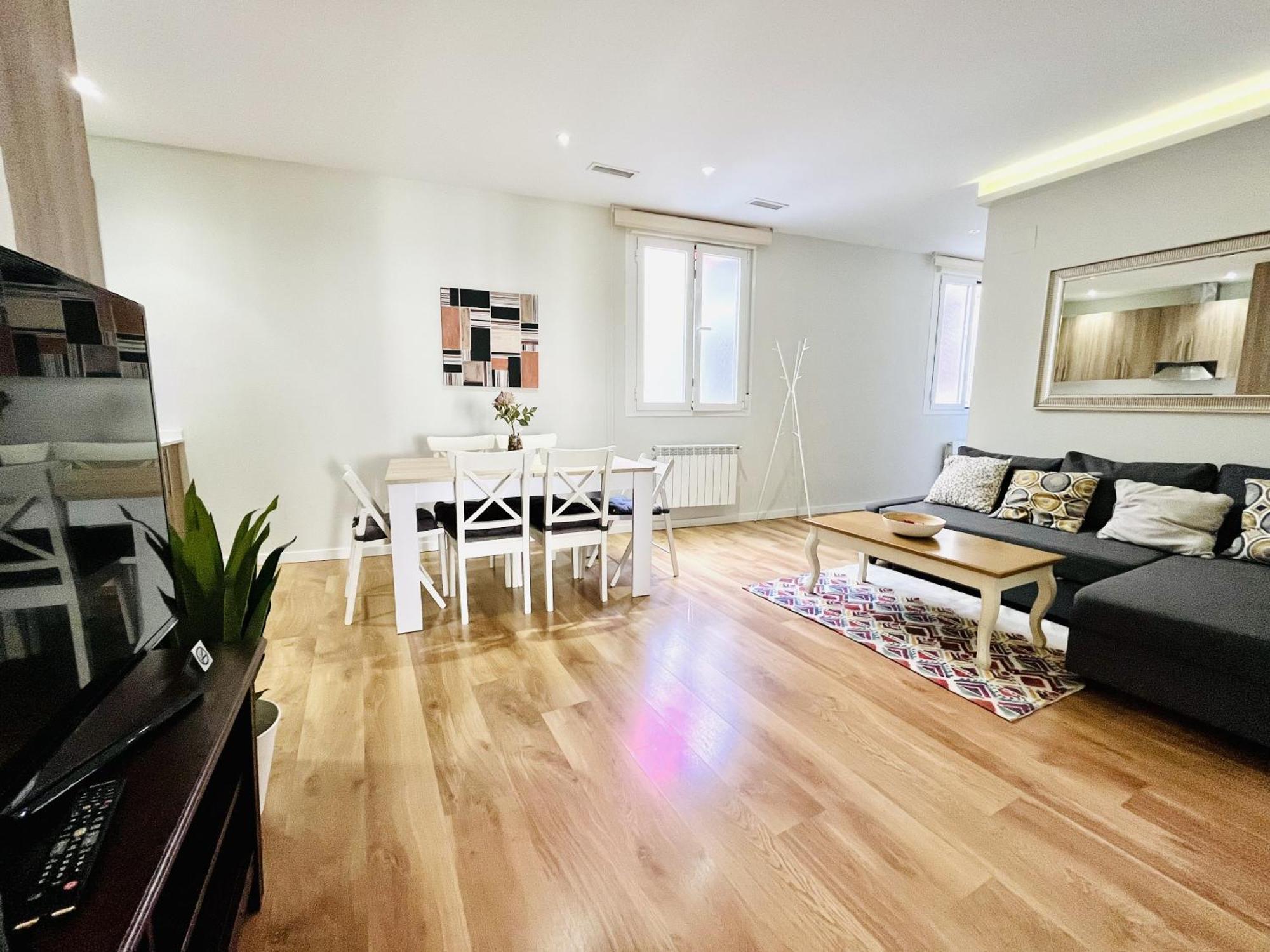 Dplace To Be - Luxury Apartment In Historic Center Madrid Bilik gambar